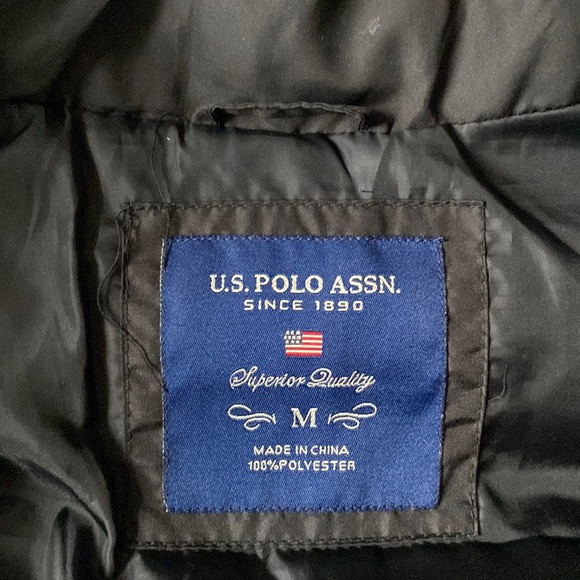 U.S. Polo Assn. Classic Puffer Vest - Picture 7 of 13